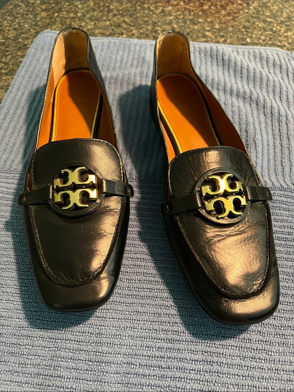 GUC TORY BURCH LOAFERS